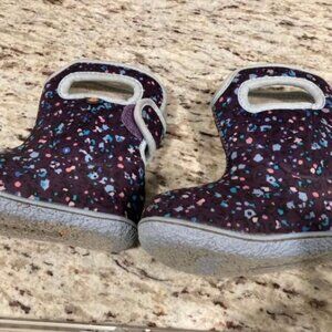 BOGS infant winter boots - size 7